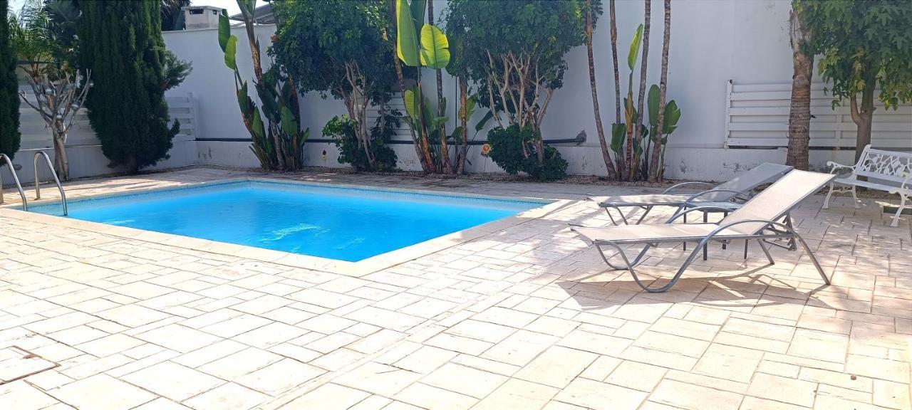 Colonial Villa 32 Perivolia Luaran gambar